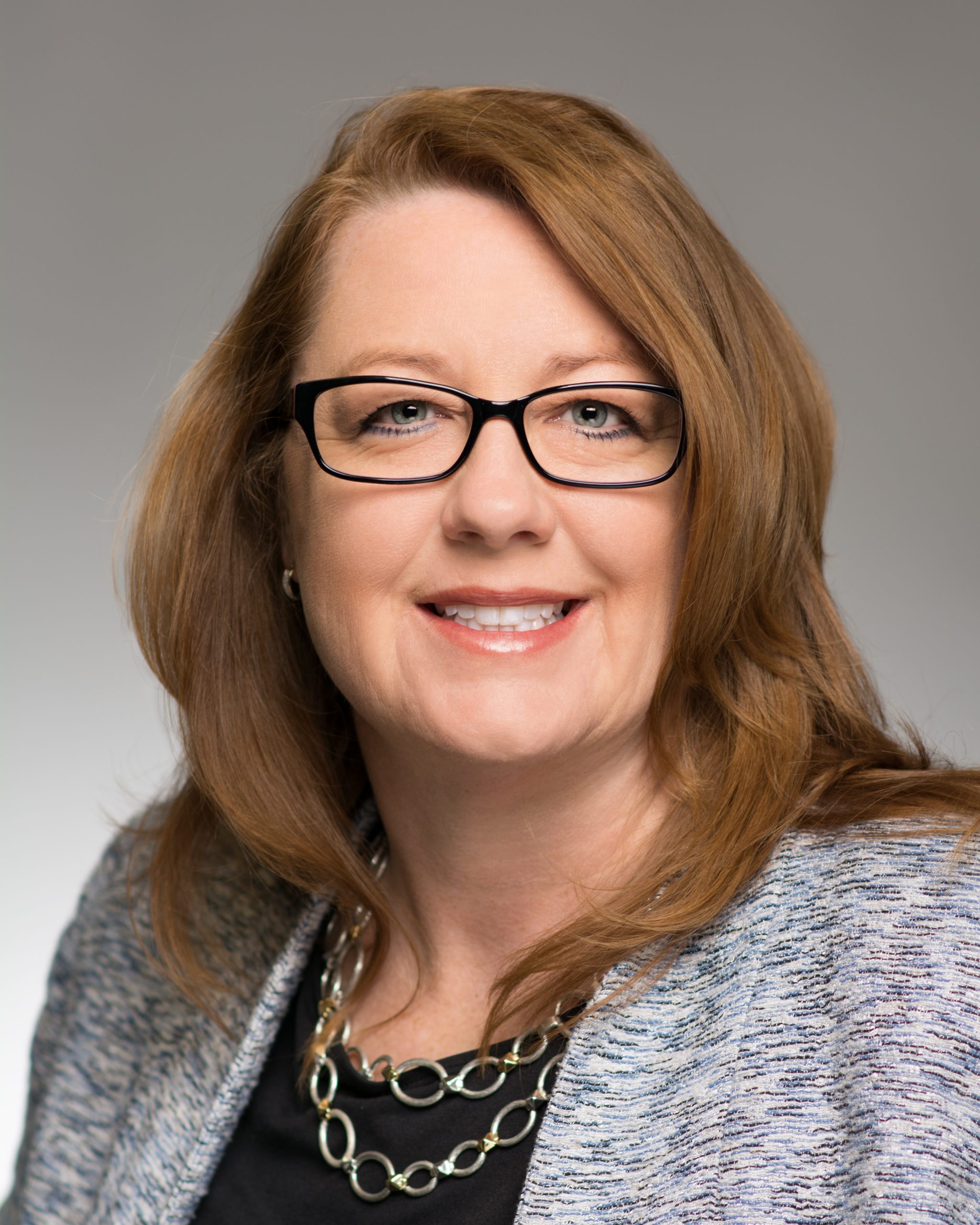 Angie Martin Headshot
