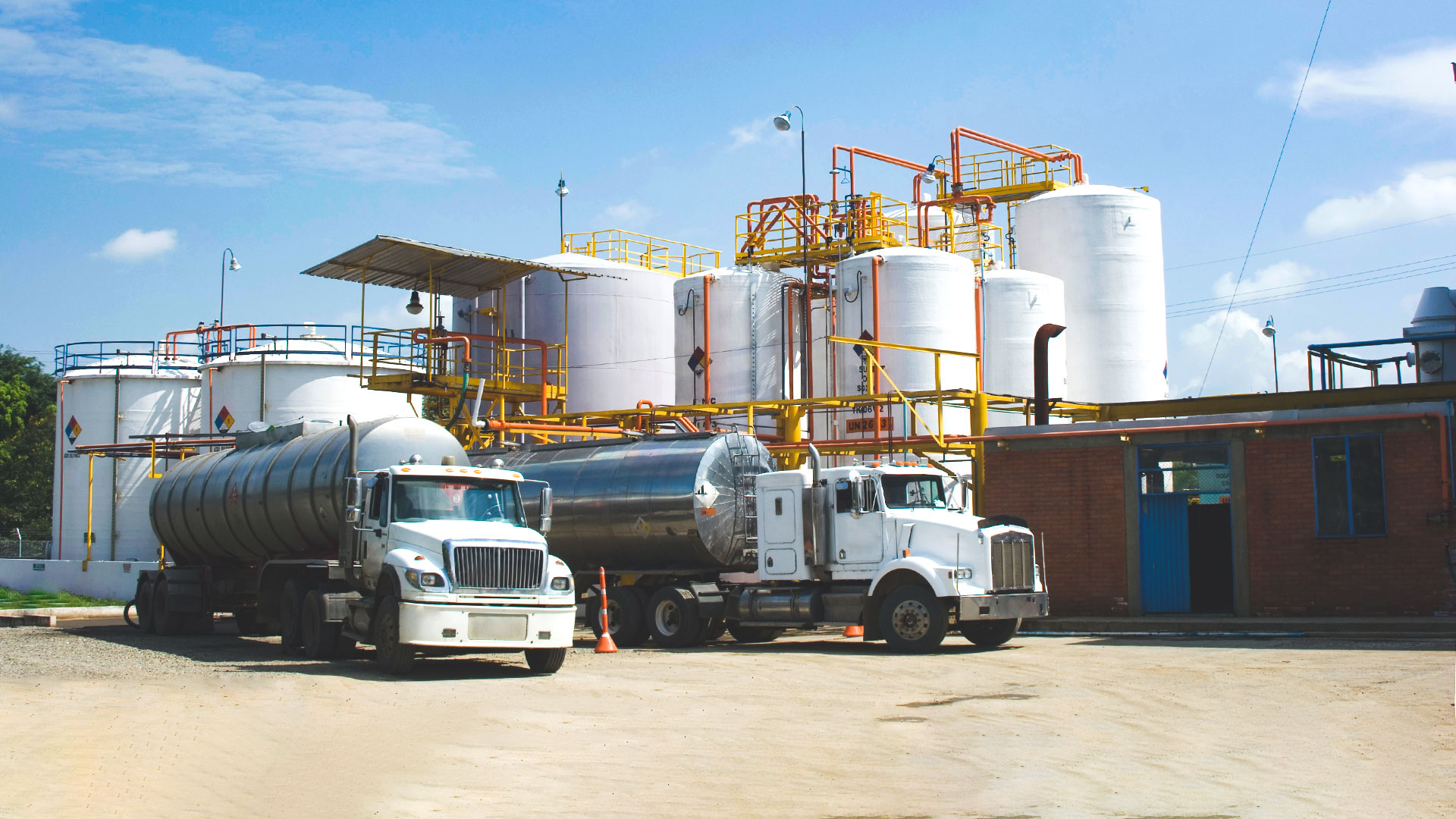 fortune 50 chemical company truck